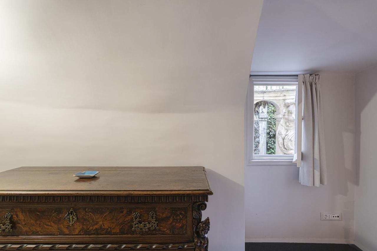 Garibaldi Glamorous Apartment By Wonderful Italy Genoa Luaran gambar