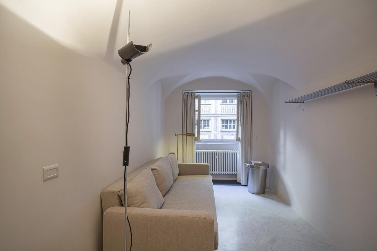 Garibaldi Glamorous Apartment By Wonderful Italy Genoa Luaran gambar
