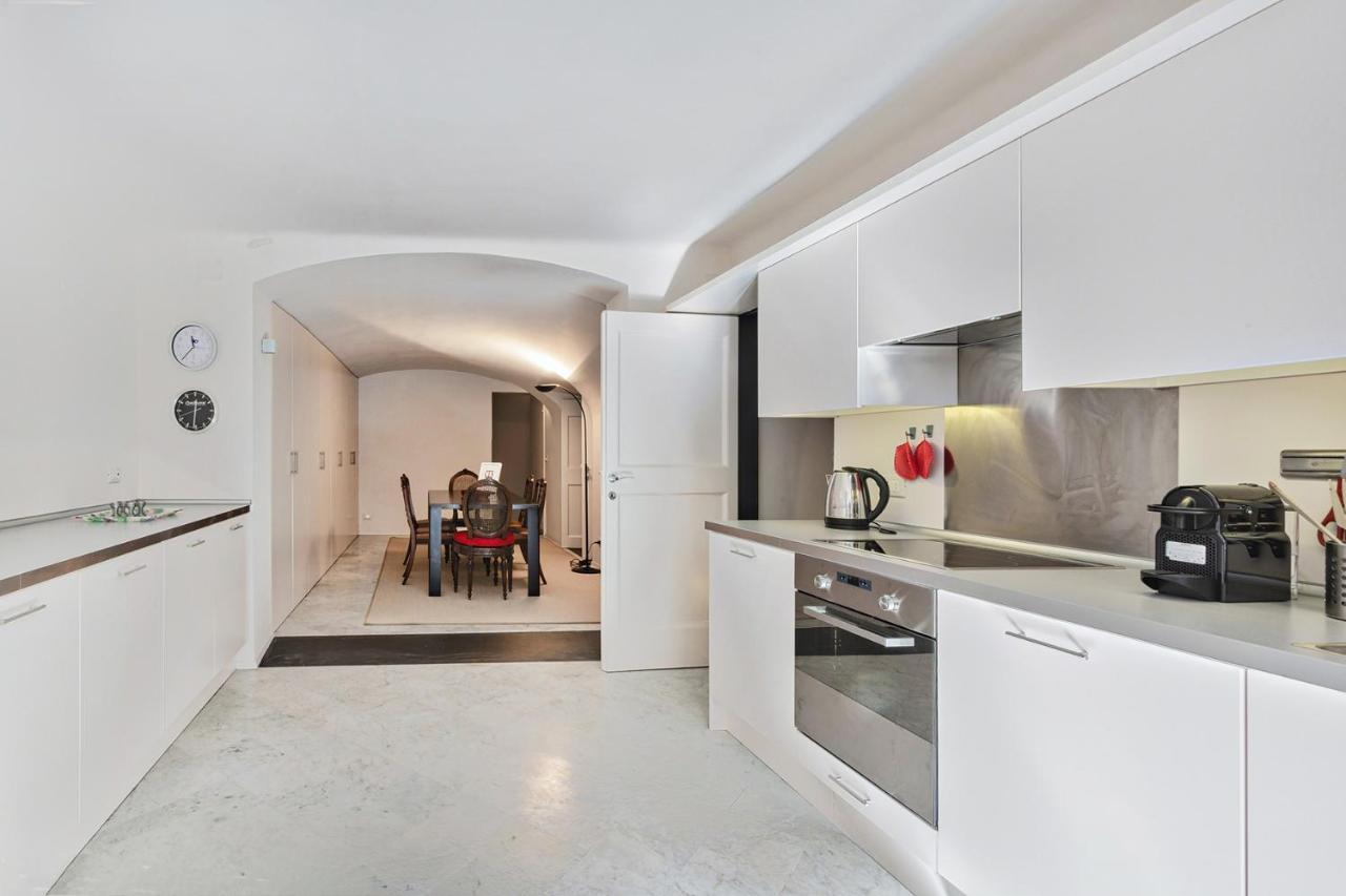 Garibaldi Glamorous Apartment By Wonderful Italy Genoa Luaran gambar